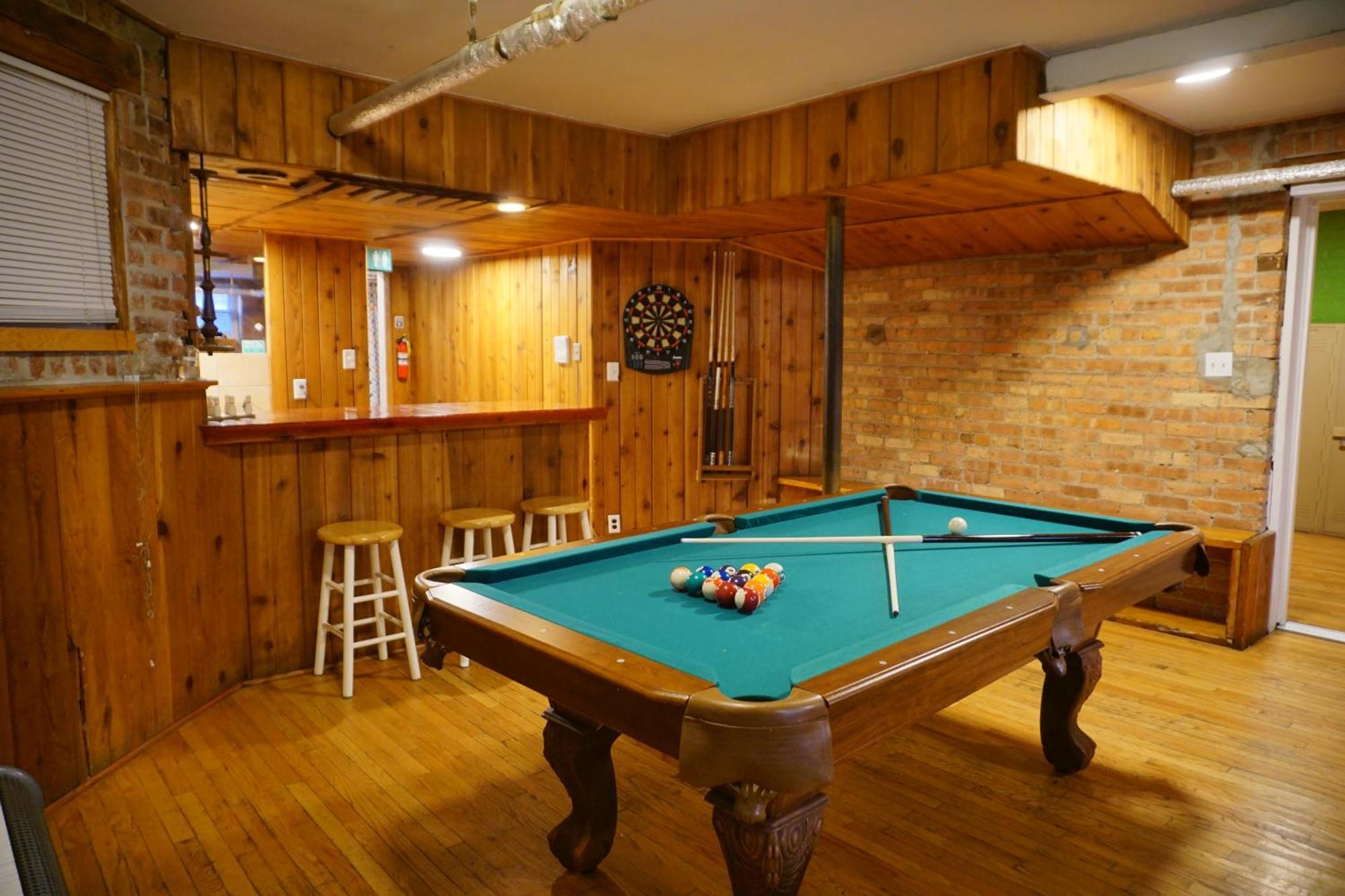 Wrigley Hostel - Chicago (Adults Only) Exterior photo