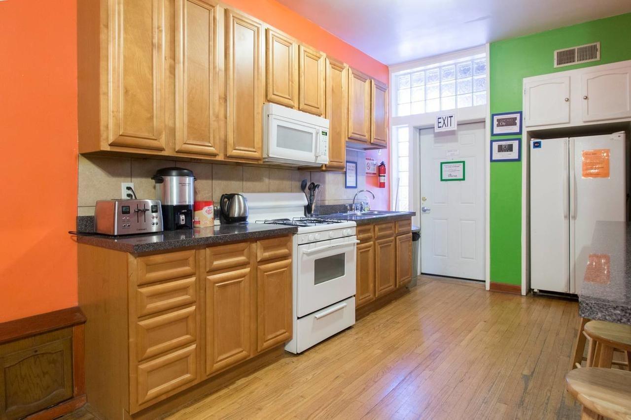 Wrigley Hostel - Chicago (Adults Only) Exterior photo